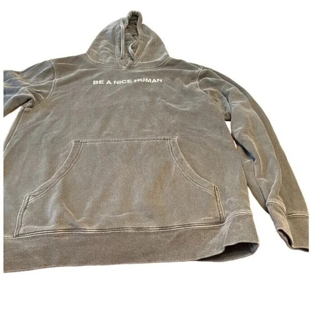 Independent Trading Company hoodie sweatshirt with kangaroo pockets, size small